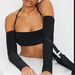 PrettyLittleThing Off-Shoulder Top